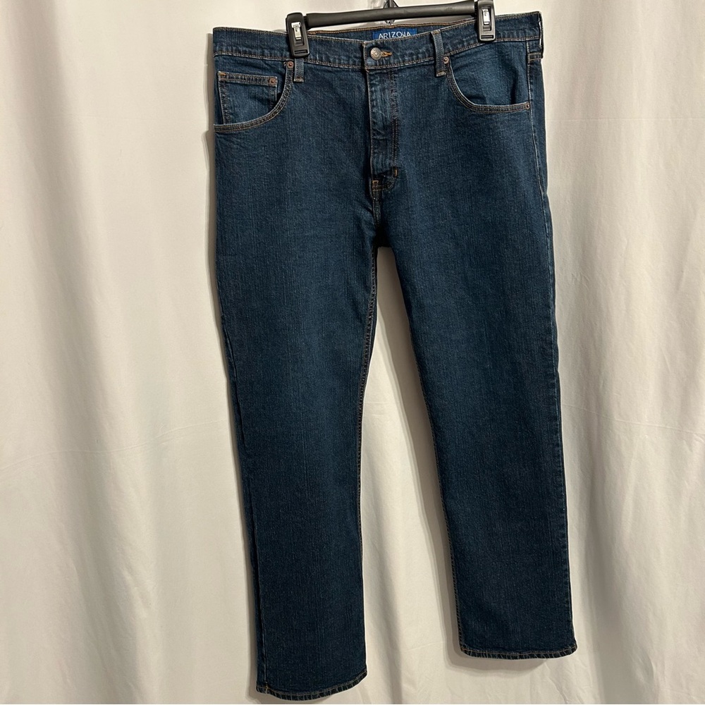 Men's Arizona Jeans- Size 38x32     Gently Used